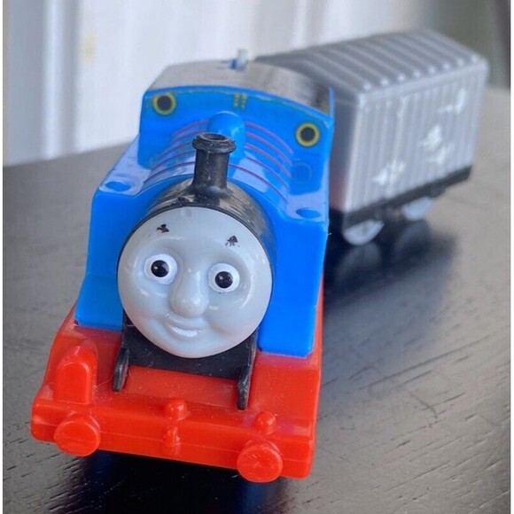 THOMAS & Friends TrackMaster Motorized Train Sodor Race Day Cargo 2013 Vintage - Picture 4 of 11